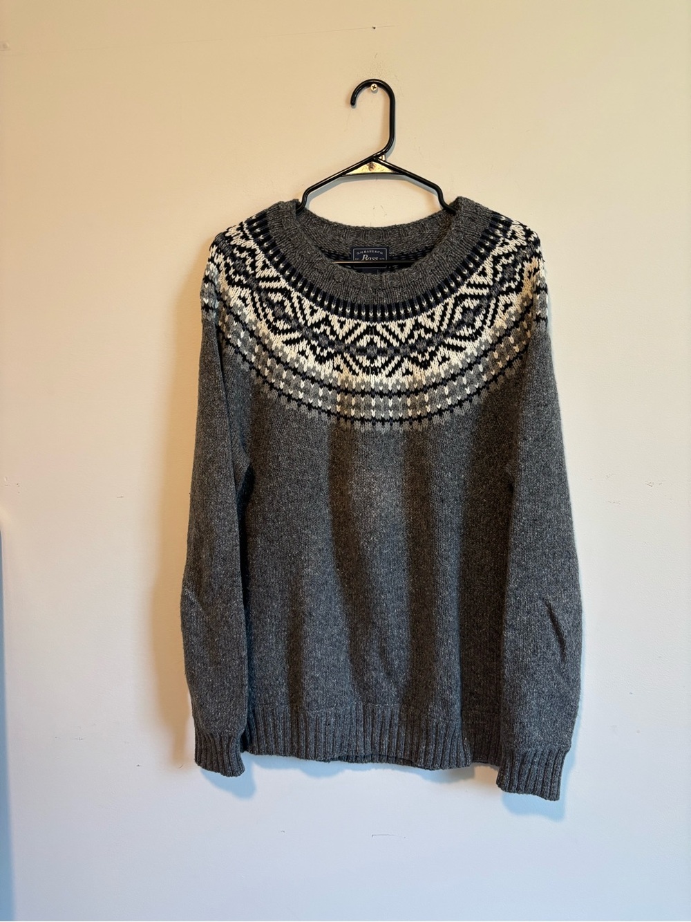 Vintage G.H. Bass & Co. Gray Fair Isle Crewneck Sweater